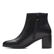 Clarks - Freva55 Zip - Black Leather - Boots