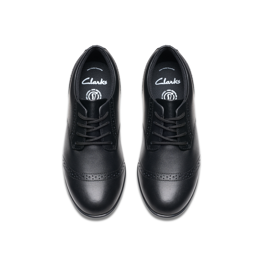 Clarks - FinjaBrogue O - Black Leather - School Shoes