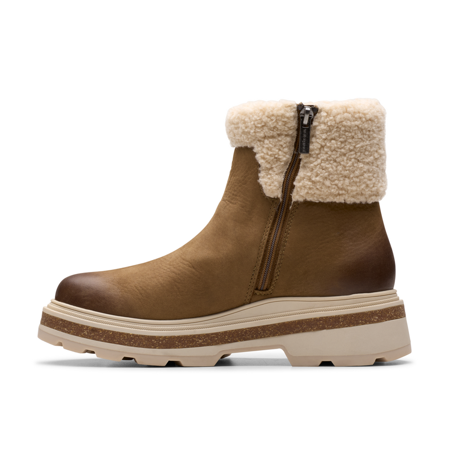 Clarks - HencroftMadiWP - Dark Sand Wlined  - Boots